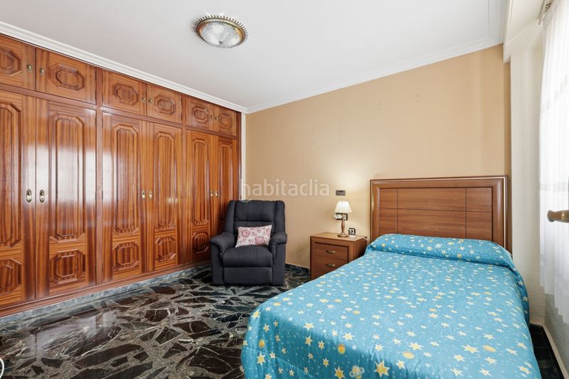 Foto 3d0b79a5-2cd5-4a31-b610-2306575ed214. Casa amb aparcament a Alaquàs