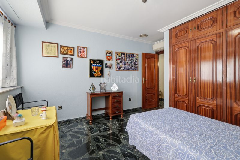 Foto a9f6d095-69c0-458b-a4cd-4a663b32c08f. Casa amb aparcament a Alaquàs