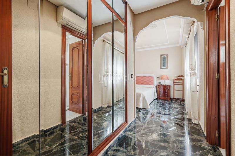 Foto c84f1732-f243-4512-8da9-ff4b04e706d6. Casa amb aparcament a Alaquàs