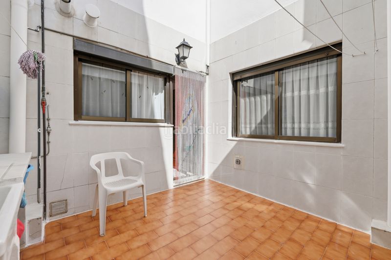 Foto d01d491a-3716-4469-abe9-c9504187b777. Casa amb aparcament a Alaquàs