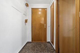 Pis a Alaquàs. Planta baja vivienda con acceso independiente con 2 terrazas y p