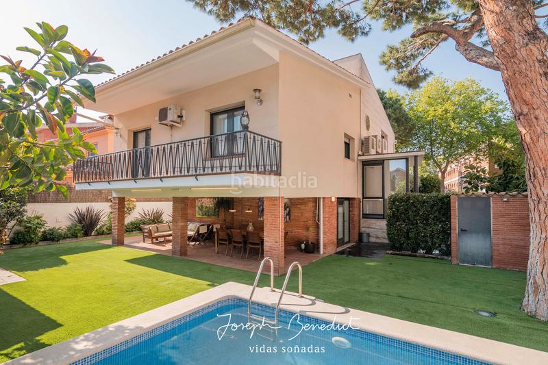 Foto 56971645-0fe9-4885-b1e7-0e139a472c2d. Maison avec chauffage parking piscine dans Can Bou Castelldefels