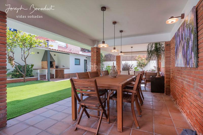 Foto dc793401-1c9a-49de-ad9b-826021f4a2c9. Maison avec chauffage parking piscine dans Can Bou Castelldefels