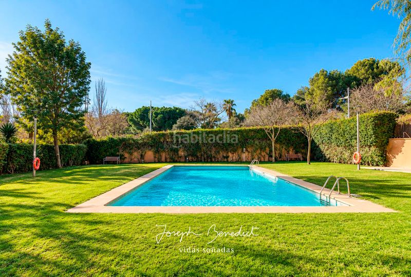 Foto a003a338-c2ad-4aed-a1ee-3a0f9b2ae3f7. Alquiler ático  de lucretia herschel en Muntanyeta Castelldefels