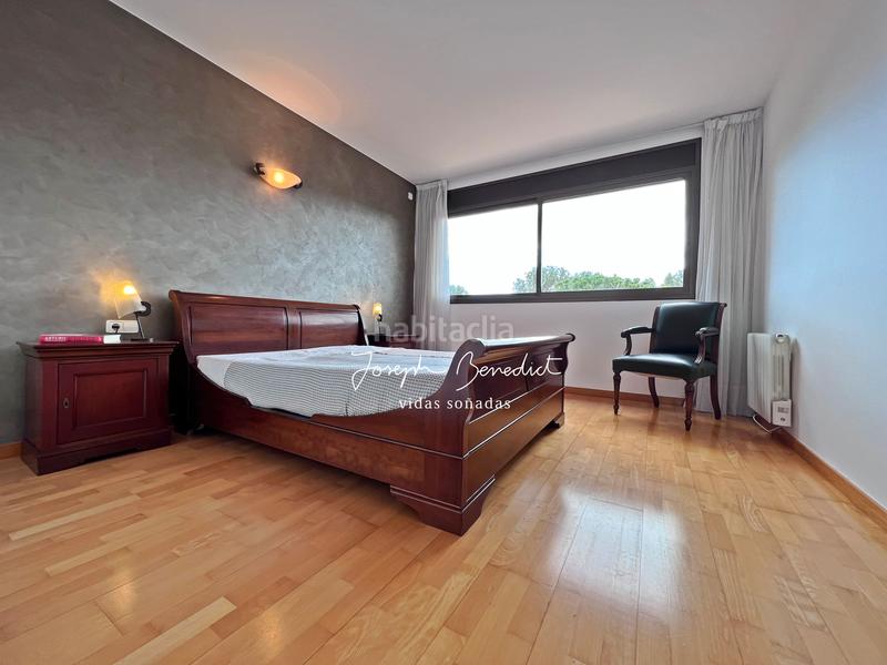 Foto 4e188404-ebaf-4250-8980-5fb6d7d8823f. Casa amb calefacció aparcament piscina a Can Roca Castelldefels