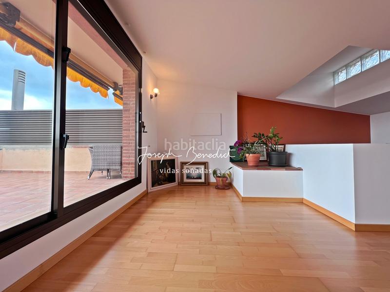 Foto 513e9e87-06f4-491a-a810-ecf0f306a3d2. Casa amb calefacció aparcament piscina a Can Roca Castelldefels