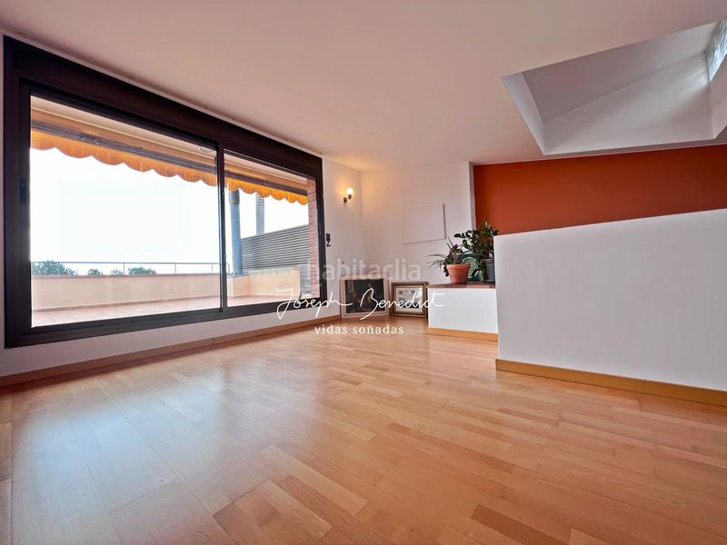 Foto ad52fb78-861b-442d-93e4-b1e0b3778956. Casa amb calefacció aparcament piscina a Can Roca Castelldefels
