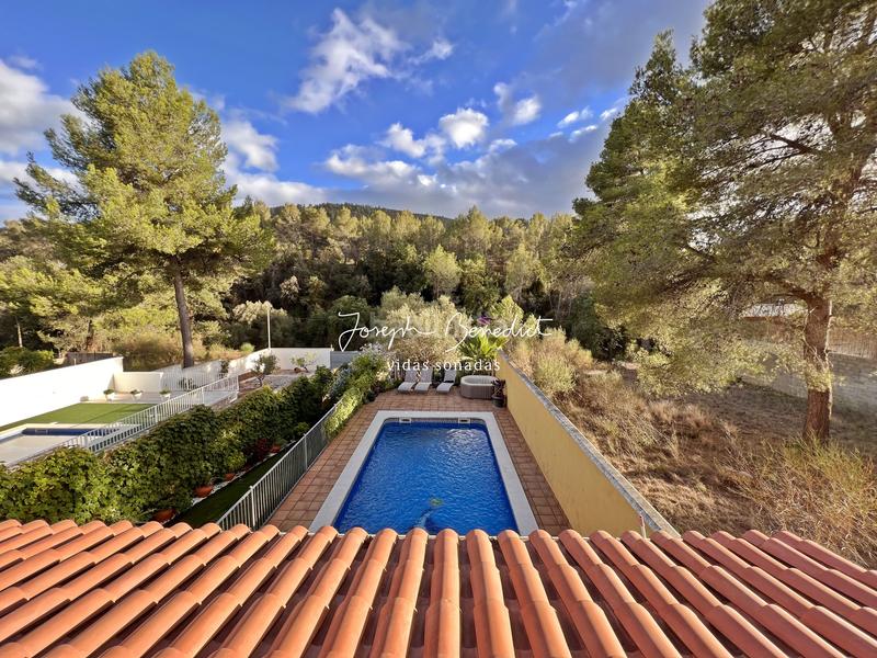 Foto 03e023b8-a870-421a-9530-093af6703a4d. Casa sonrisa relajada de La Sentiu en La Sentiu Gavà