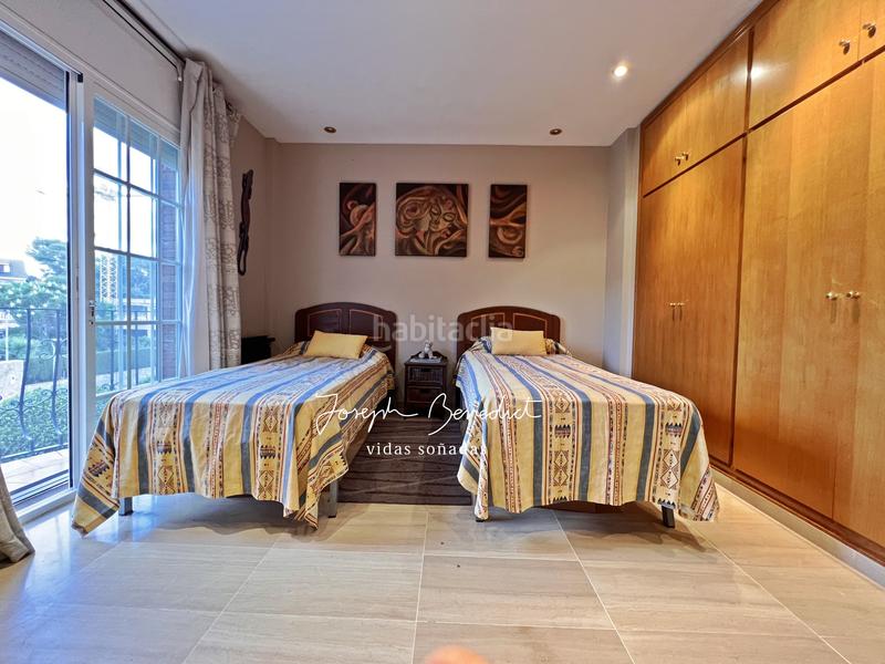 Foto 113298ae-e6cb-4ec8-bbbb-672a1b3853c8. Casa sonrisa relajada de La Sentiu en La Sentiu Gavà