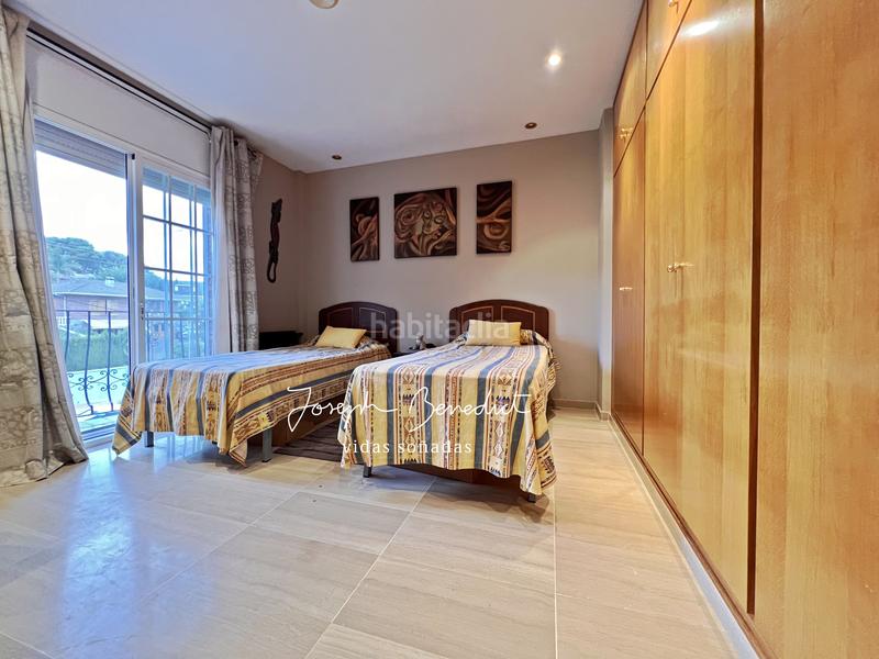Foto 1af2798b-f9af-47ba-9eb7-facea636a8f2. Casa sonrisa relajada de La Sentiu en La Sentiu Gavà