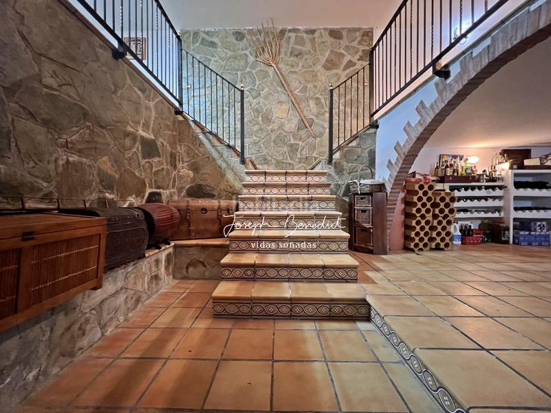 Foto 4dfbd29d-9370-4fee-b800-b7d8279437df. Casa sonrisa relajada de La Sentiu en La Sentiu Gavà