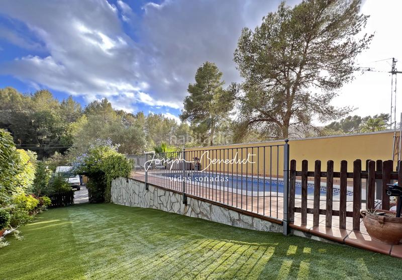 Foto 65992a09-3f1f-4a36-9cb9-34a45cfb49d5. Casa sonrisa relajada de La Sentiu en La Sentiu Gavà