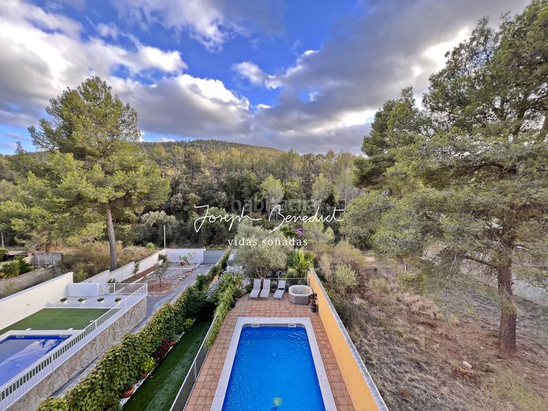Foto 684baccc-88f4-4ae3-af32-f46c6b89eeda. Casa sonrisa relajada de La Sentiu en La Sentiu Gavà