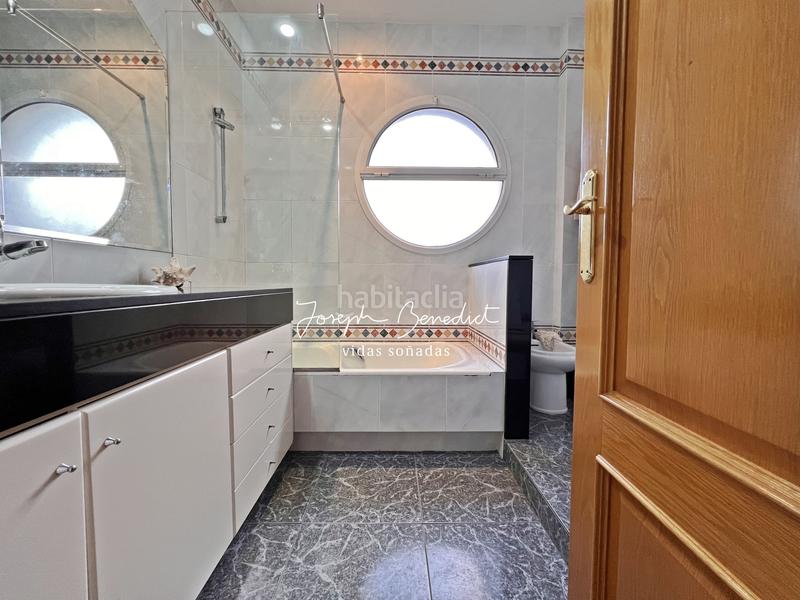 Foto aee3f569-44be-4625-a62a-bbdb5f571a5b. Casa sonrisa relajada de La Sentiu en La Sentiu Gavà