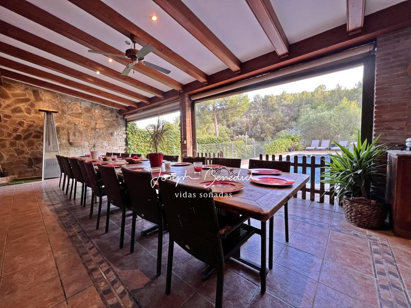 Foto bf795bf1-02cf-46ca-a4cb-0d72d0a94b74. Casa sonrisa relajada de La Sentiu en La Sentiu Gavà