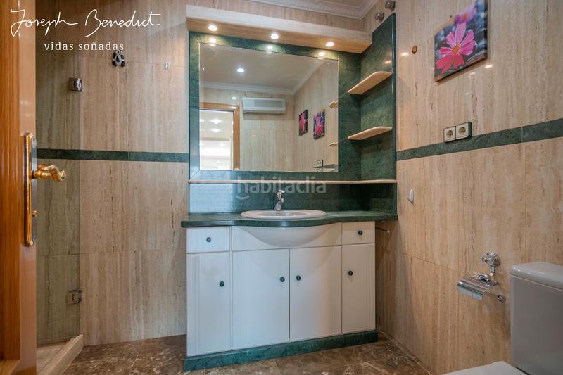 Foto 193b57b9-574f-40c2-9e85-05e1fee3ae46. Casa  laridae euglenia en les botigues de Sitges Sitges