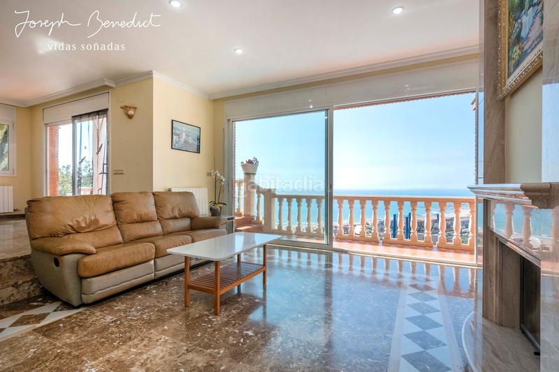 Foto 4303155f-acb8-4c35-80b2-16a14f21a376. Casa  laridae euglenia en les botigues de Sitges Sitges