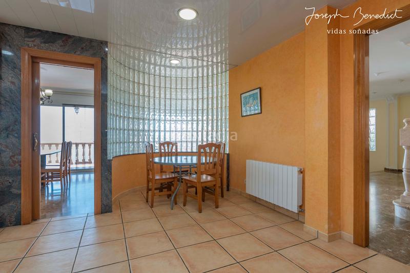 Foto 48748a51-dbfc-447b-870a-582a488f9722. Casa  laridae euglenia en les botigues de Sitges Sitges