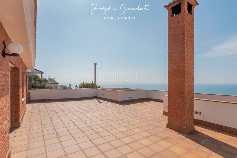 Foto 5389a459-13c7-41f7-8846-83ac98a2325a. Casa  laridae euglenia en les botigues de Sitges Sitges