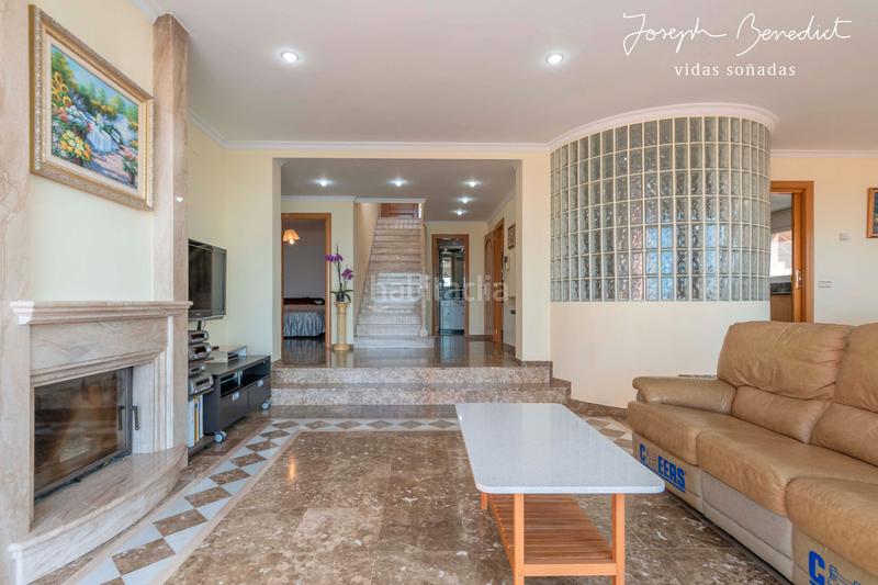 Foto 5ca932a7-d276-4208-85f0-91faab712ce4. Casa  laridae euglenia en les botigues de Sitges Sitges