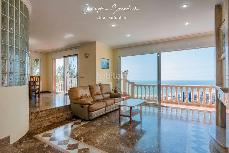 Foto 60305560-62dd-42e9-a5d2-ffd119cac806. Casa  laridae euglenia en les botigues de Sitges Sitges