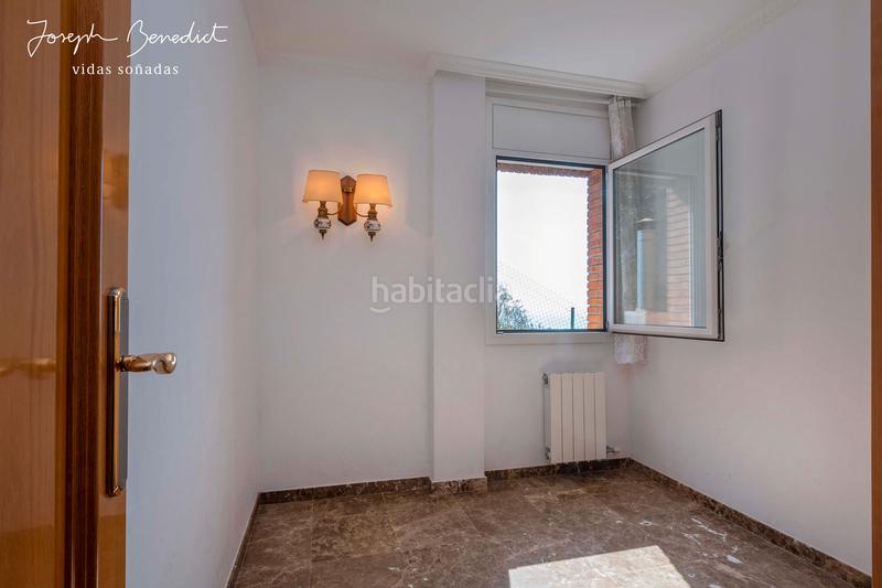 Foto 76798420-7f27-412f-8aab-c97806a27a20. Casa  laridae euglenia en les botigues de Sitges Sitges