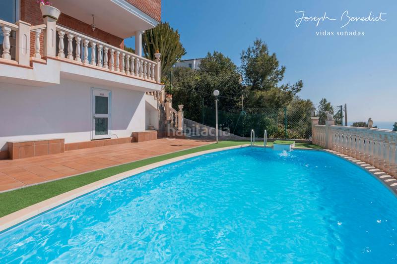 Foto dd40c69d-ac6b-4a10-b721-3671efd0b897. Casa  laridae euglenia en les botigues de Sitges Sitges