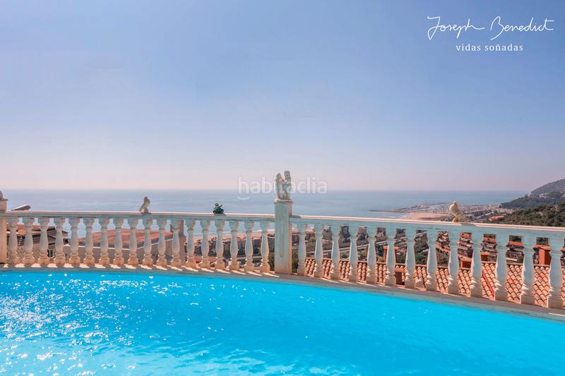 Foto f3db39ce-8535-411e-92ba-ef9d9ec7f12a. Casa  laridae euglenia en les botigues de Sitges Sitges