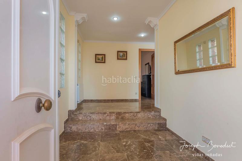 Foto fe4e0b29-b383-4194-9eca-2b71e43f45fe. Casa  laridae euglenia en les botigues de Sitges Sitges