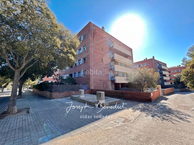 Foto fefd7a76-8fb9-4c66-96ba-ffabc3ba8616. Àtic amb calefacció aparcament a Els Canyars Castelldefels