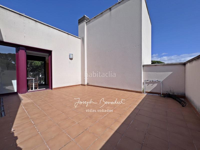 Foto 605423d8-7a4a-49ee-8c18-d2d6b7914033. Casa  azucena en La Pineda Castelldefels