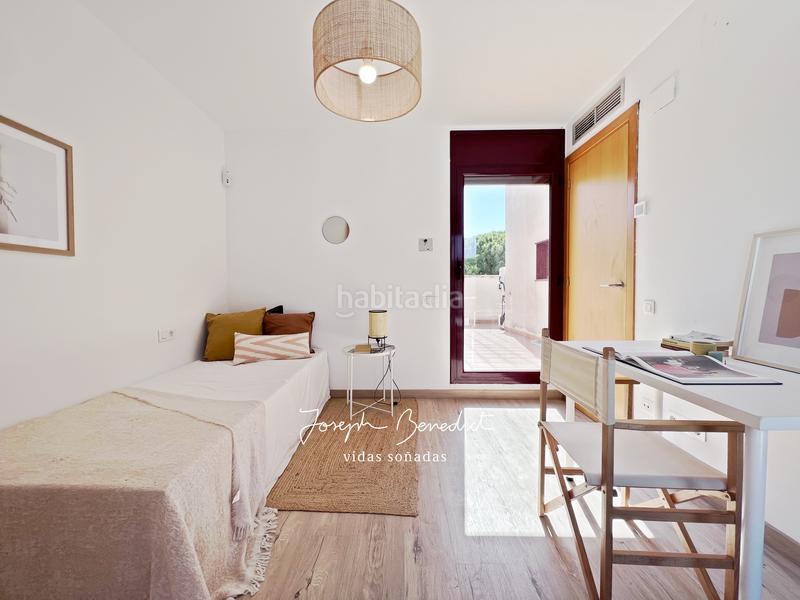 Foto 84650f06-a334-4039-95ef-fee510ed6a1f. Casa  azucena en La Pineda Castelldefels