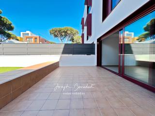 Casa a La Pineda. Casa azucena