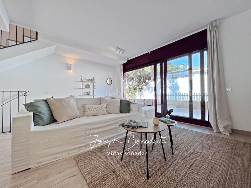 Foto f5b14a32-e81c-4be7-9cbd-8842e5bbfc73. Casa pareada luces de mar en La Pineda Castelldefels