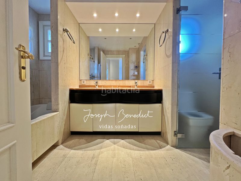 Foto 03a64131-3142-4a8c-a13e-6974b73fec3b. Casa amb xemeneia calefacció aparcament piscina a Castelldefels