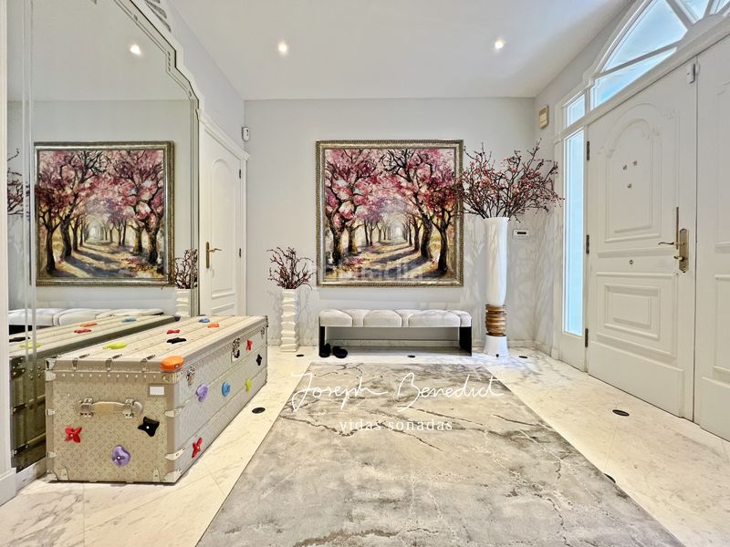 Foto 9a962eed-f32d-4b59-88f8-05301af7c022. Casa amb xemeneia calefacció aparcament piscina a Castelldefels