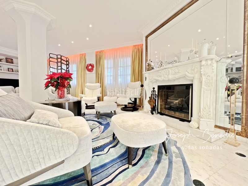 Foto d186e811-7e34-404a-9646-369a2f6d50dd. Casa amb xemeneia calefacció aparcament piscina a Castelldefels