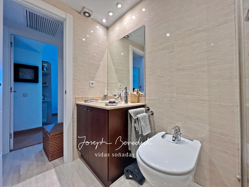Foto 3e8c33de-7447-412e-a204-f42504410a0a. Casa c'est le bonheur en Can Bou Castelldefels