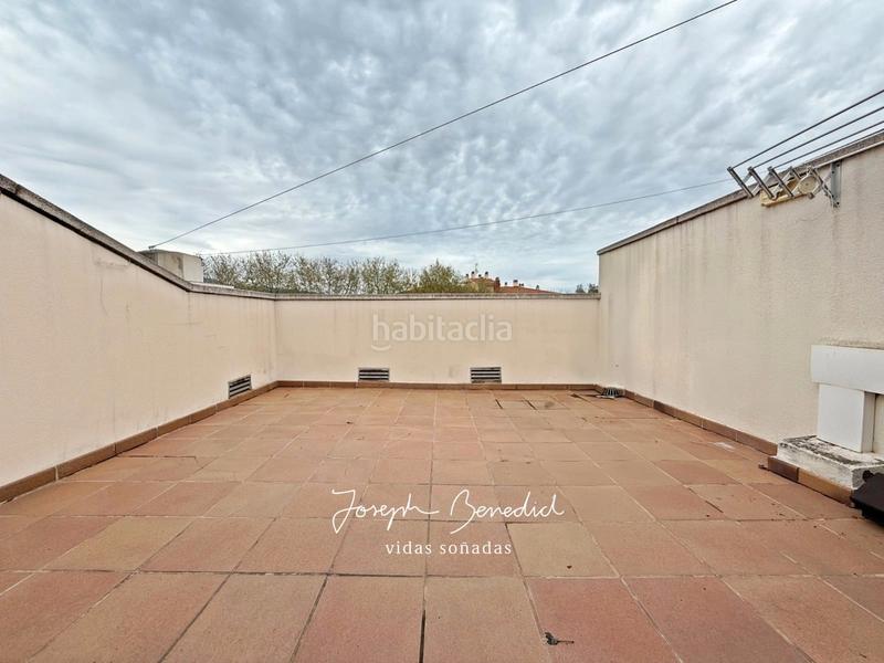 Foto 5a321b78-5736-4aab-9f43-667cd34ff3d3. Reihenhaus mit heizung parking pool in Can Bou Castelldefels