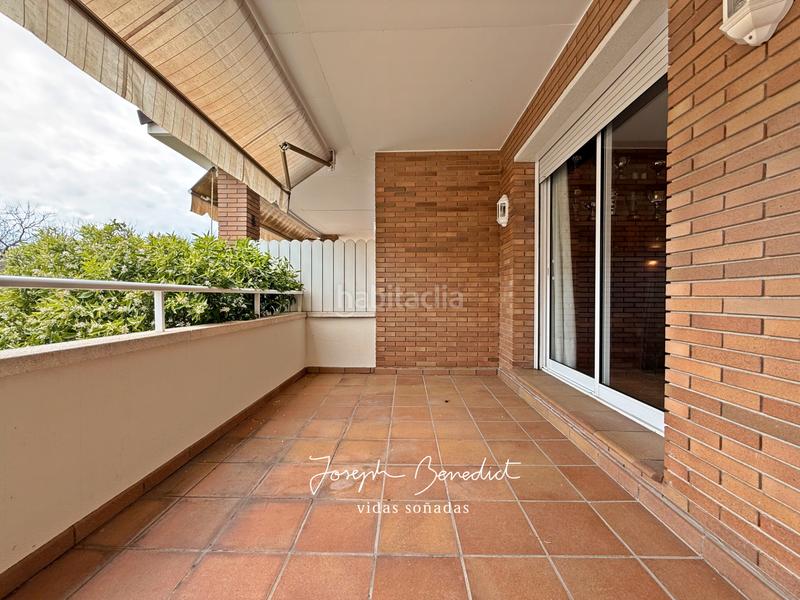 Foto 95f1e987-ae8b-4cf5-b649-609fff3ba380. Reihenhaus mit heizung parking pool in Can Bou Castelldefels