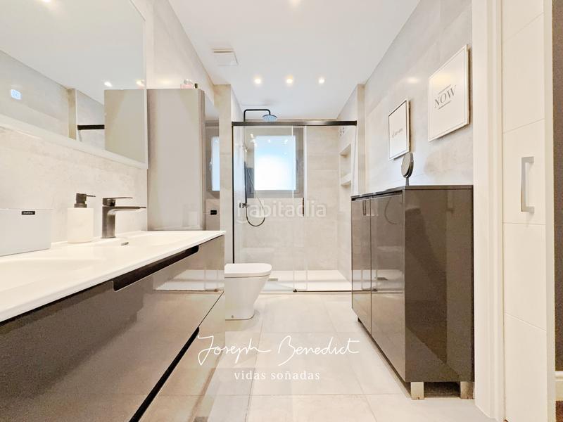 Foto 02f30cee-fad3-4a2a-af17-bf1b7ac7d2e6. Casa elegancia de rachelle en Montmar Castelldefels