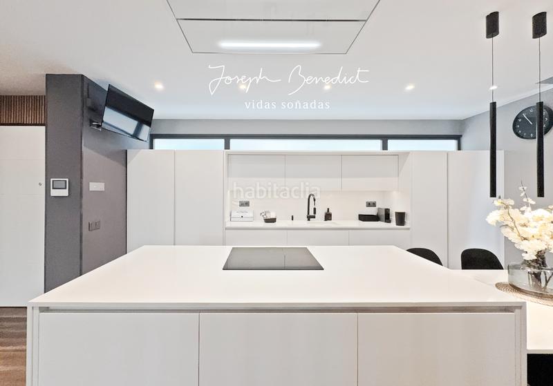 Foto 1716708a-1770-4031-ba03-c02bd81a24c9. Casa elegancia de rachelle en Montmar Castelldefels