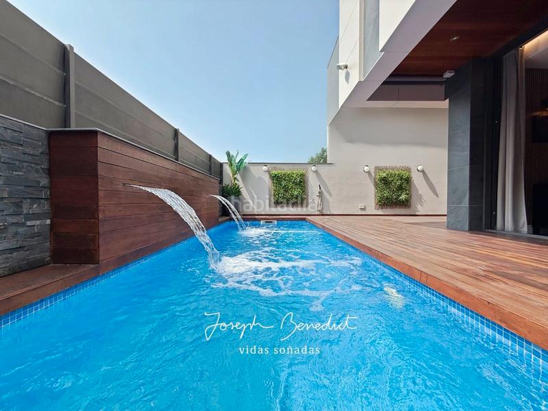 Foto 1aacf250-ce36-4701-a254-75ca0aeebca5. Casa elegancia de rachelle en Montmar Castelldefels