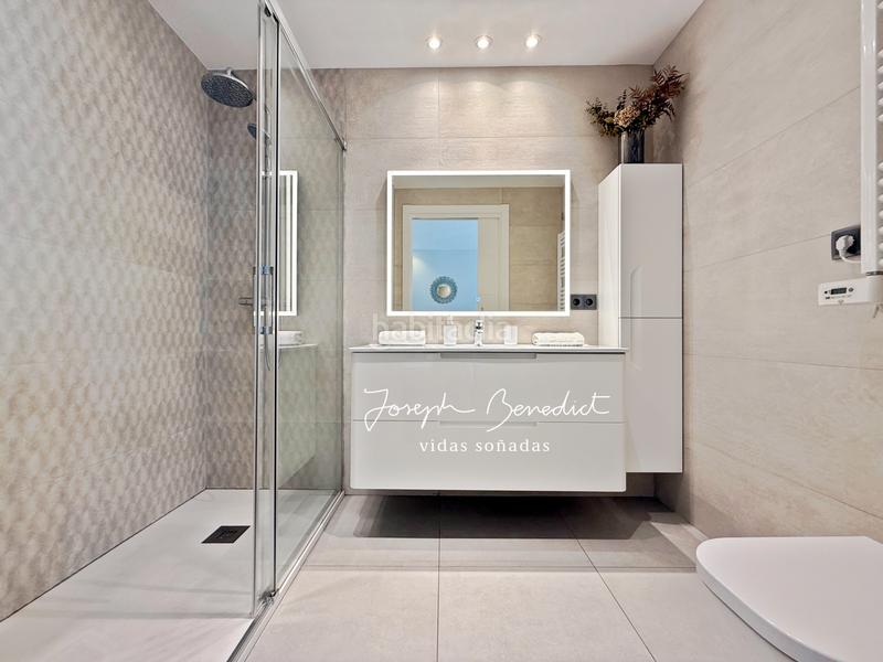 Foto 1f9ead77-0eb0-414c-9845-ecfcf94d2e44. Casa elegancia de rachelle en Montmar Castelldefels