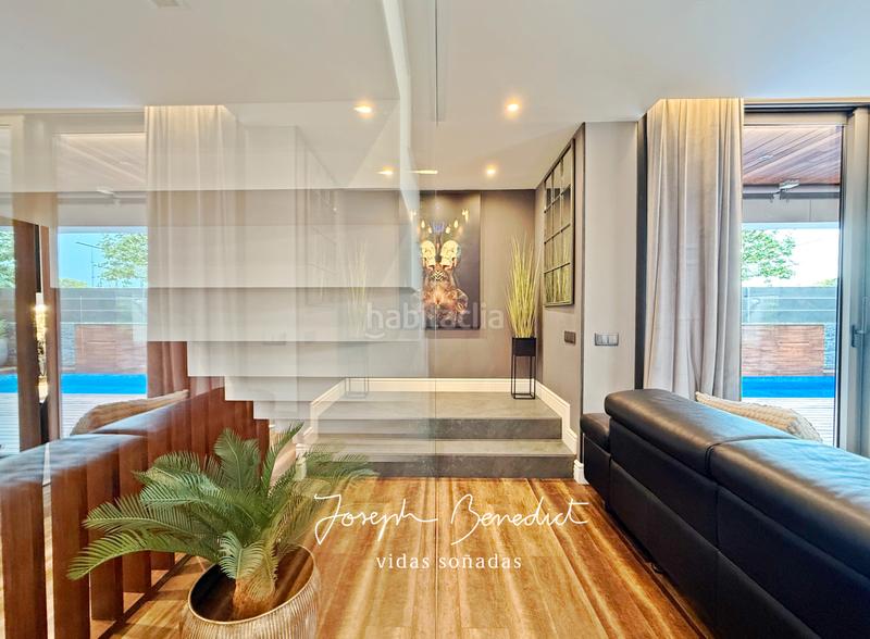 Foto 730144c1-790e-4f6a-aab0-c695daffc5f6. Casa elegancia de rachelle en Montmar Castelldefels