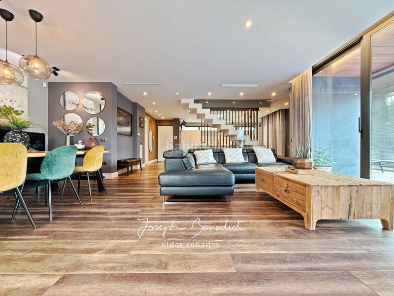 Foto c62c7302-72e2-47c2-85e0-4bddbf161132. Casa elegancia de rachelle en Montmar Castelldefels