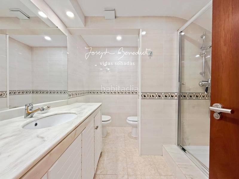 Foto 1e4792cf-f823-4b3d-bb5f-06f5f55db49e. Maison avec chauffage parking piscine dans Can Roca Castelldefels