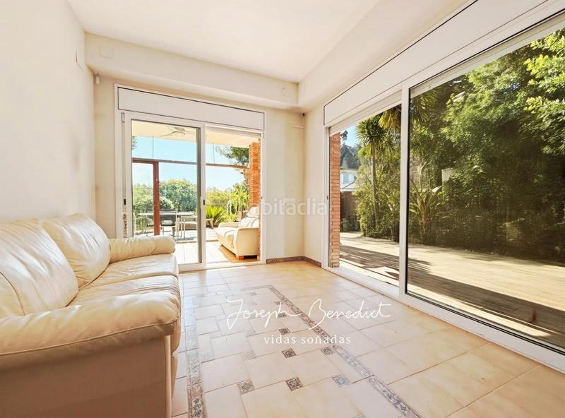 Foto 3579878c-d40a-44ca-a31c-48352e1f6ff2. Maison avec chauffage parking piscine dans Can Roca Castelldefels