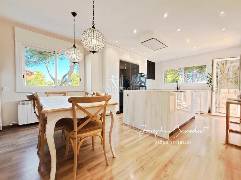 Foto 4531b04a-dbca-4e64-b773-4cb759290999. Maison avec chauffage parking piscine dans Can Roca Castelldefels