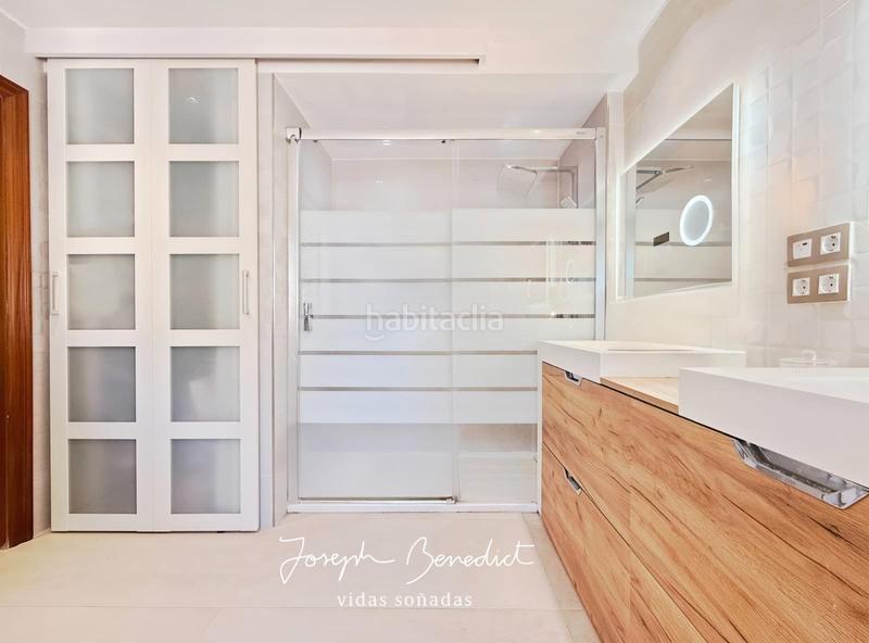 Foto b17c4e76-d30f-4c4f-9b28-ea219891fb4e. Maison avec chauffage parking piscine dans Can Roca Castelldefels